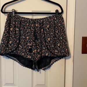 American eagle fancy shorts